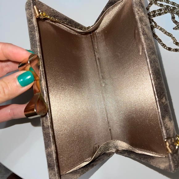 Small Chain handbag - Picture 7 of 7